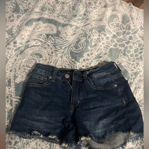 Born primitive shorts